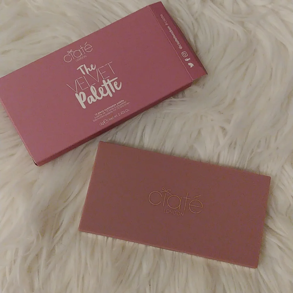 💝FIRM! NWT CIATE LONDON THE VELVET EYESHADOW PALETTE